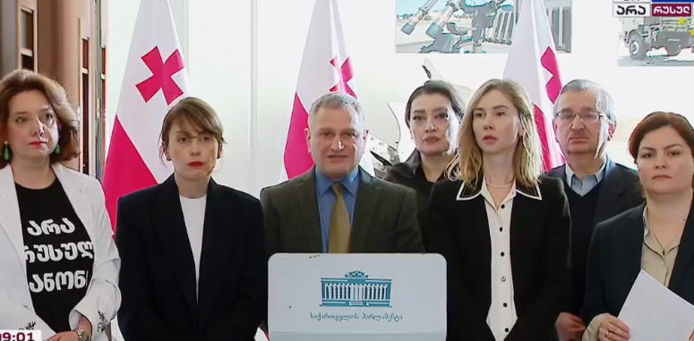 საპარლამენტო ოპოზიცია - მოვითხოვთ, დაუყოვნებლივ იქნას გაწვეული რუსული კანონი და საქართველოს პოლიტიკური სპექტრი დაუბრუნდეს ნორმალური წინასაარჩევნო გარემოს ჩამოყალიბებას