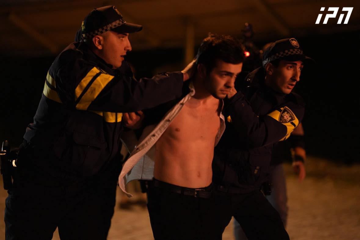 შსს - აქციის მონაწილეების ძალადობრივი ქმედებების შედეგად დაშავდა სამინისტროს ერთი თანამშრომელი - პოლიციამ 14 პირი დააკავა