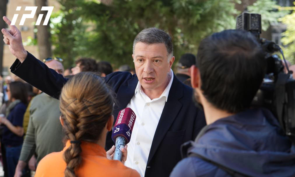 გიგი უგულავა - საქმე გვაქვს ადამიანებთან, რომლებსაც არც სამშობლო აქვთ, არც მომავალი, საღამოს მარტო სუფრა-ღრეობა უნდათ და ამისთვის ორ გროშს აძლევს