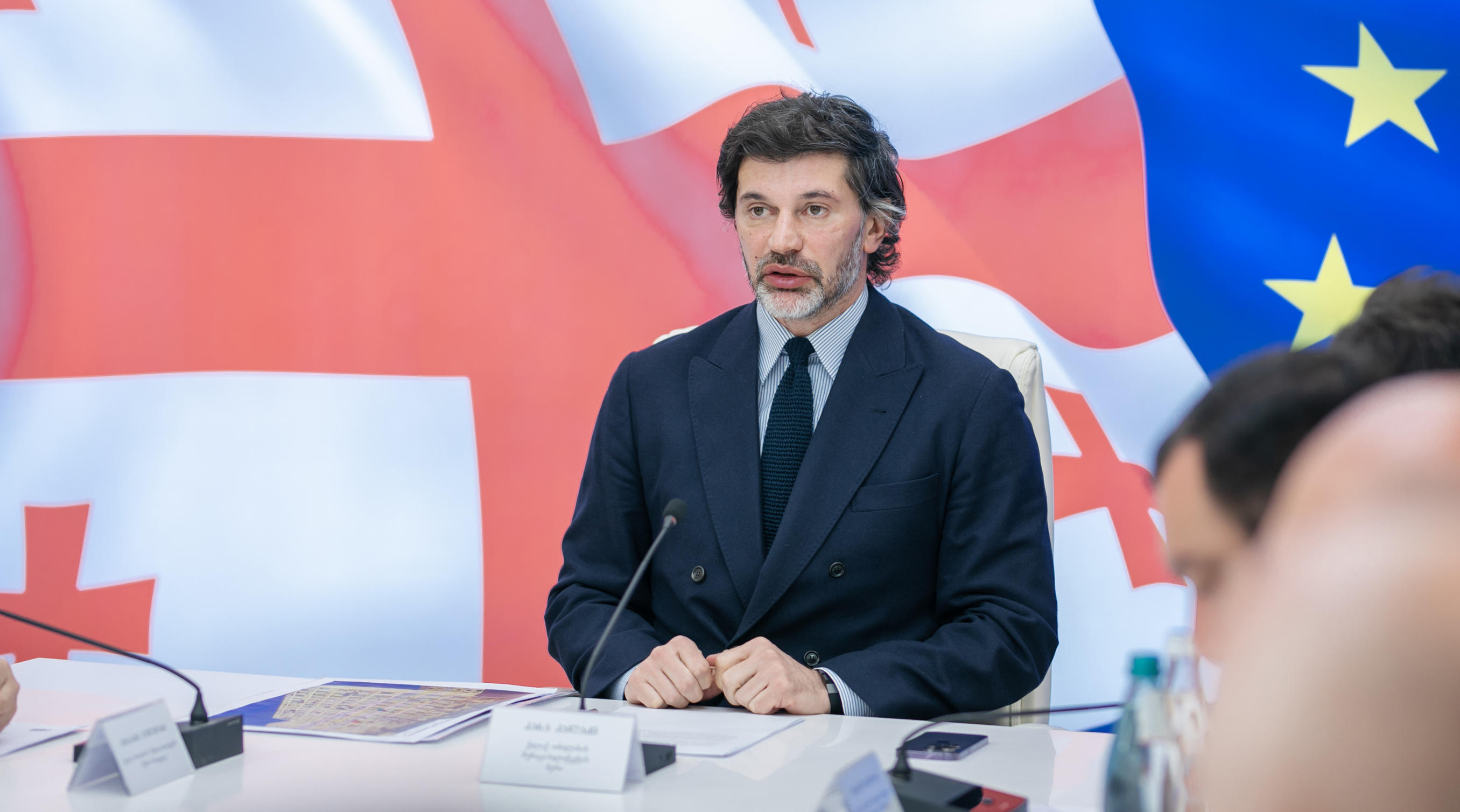 თბილისის მერიის „სახსრების ენდოპროთეზირების“ პროგრამით 196 ბენეფიციარი, „500-ლარიანი მედიკამენტების დაფინანსების“ პროგრამის ფარგლებში კი 125 966 მომართვა დაფინანსდა