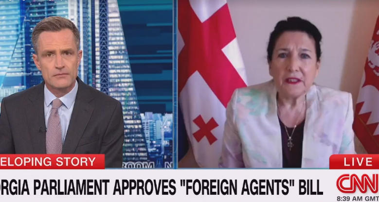 პრეზიდენტი - რუსეთმა დაიწყო ჰიბრიდული სტრატეგია და ცდილობს, შეგვაჩეროს ევროკავშირში გაწევრიანების გზაზე და მათ, ცხადია, ეხმარება დღევანდელი ხელისუფლება - ეს არის რუსული კანონი, პუტინის კანონის ზუსტი ასლი