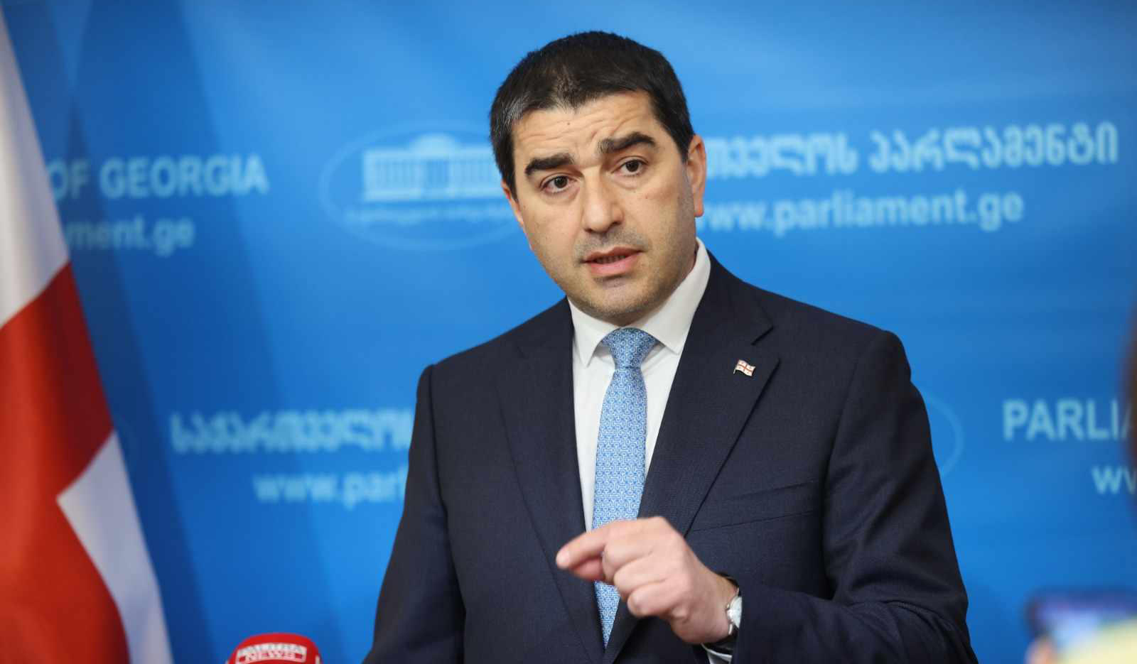 შალვა პაპუაშვილი - რადიკალურ ოპოზიციას ეროვნული ინტერესი სხვა ქვეყნების პოლიტიკოსებისგან ტაშის კვრაში ერევათ, დამოუკიდებლობა კი მორჩილებაში