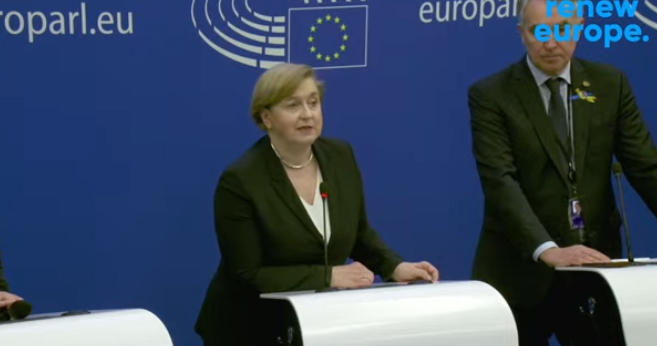 ანა ფოტიგა - ჩვენ ვხედავთ მცდელობას, კონტროლი დაწესდეს ქართულ საზოგადოებაზე, საქართველოში ცდილობენ გაავრცელონ რუსული გავლენა - მოსახლეობა მასობრივად ამის წინააღმდეგია და ჩვენ მათ მხარს ვუჭერთ