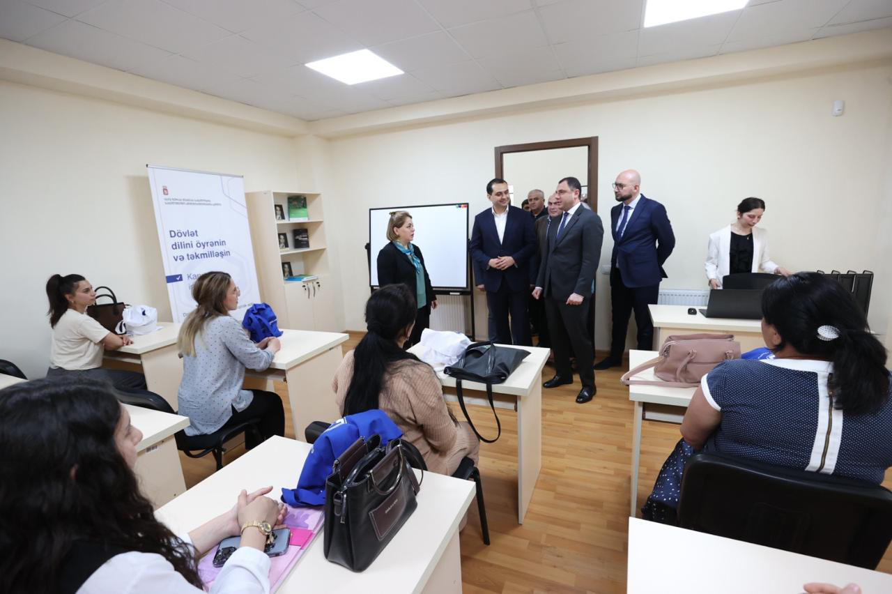 გიორგი ამილახვარმა მარნეულის მუნიციპალიტეტში ჟვანიას სკოლის ახლად რეაბილიტირებული სასწავლო ცენტრი გახსნა