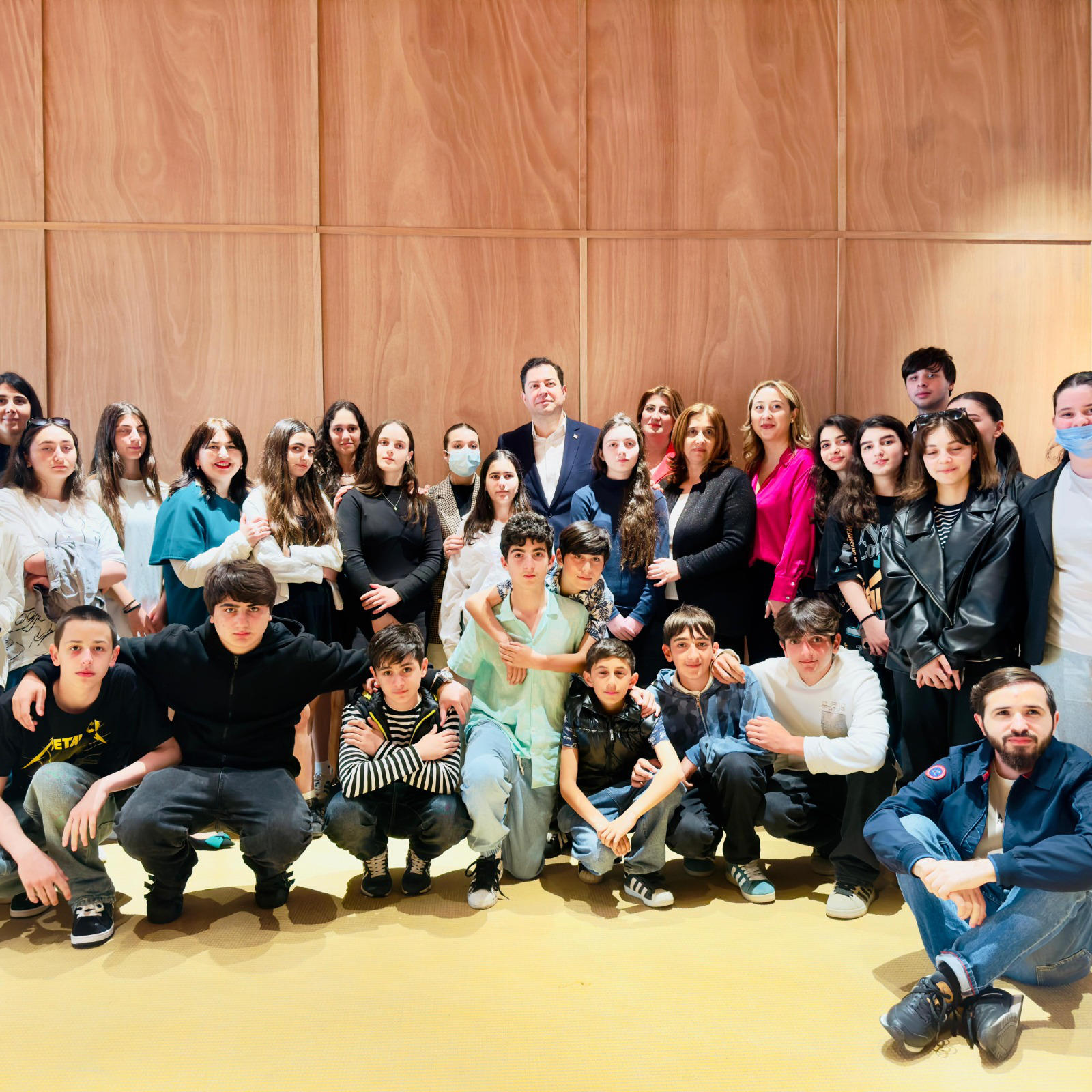 პროექტის „დევნილი  ახალგაზრდების სამეწარმეო უნარ-ჩვევების განვითარება“ გახსნითი ღონისძიება გაიმართა