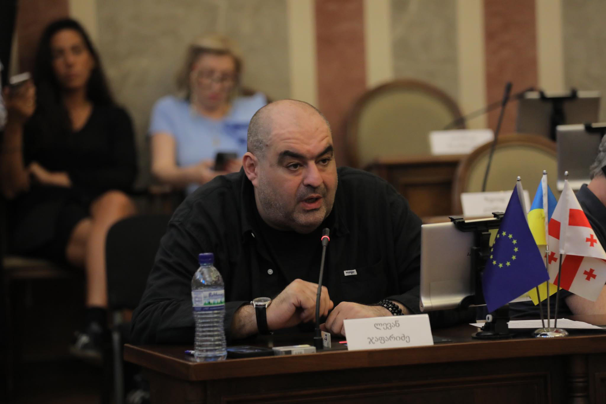 ლევან ჯაფარიძე - არ შეიძლება დააყენო არჩევანი ასე: ეკლესია თუ ევროპა, დამნაშავის გარეთ ყოფნა თუ ევროპა, გამჭვირვალობა თუ ევროპა