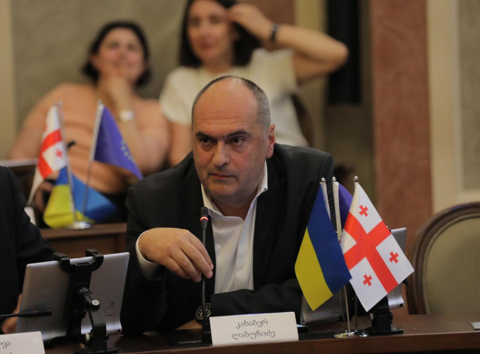 კახაბერ ლაბუჩიძე - „უცხოური გავლენის გამჭვირვალობის შესახებ” კანონს განა აუცილებლად მივიღებთ, აუცილებელია, რომ მივიღოთ