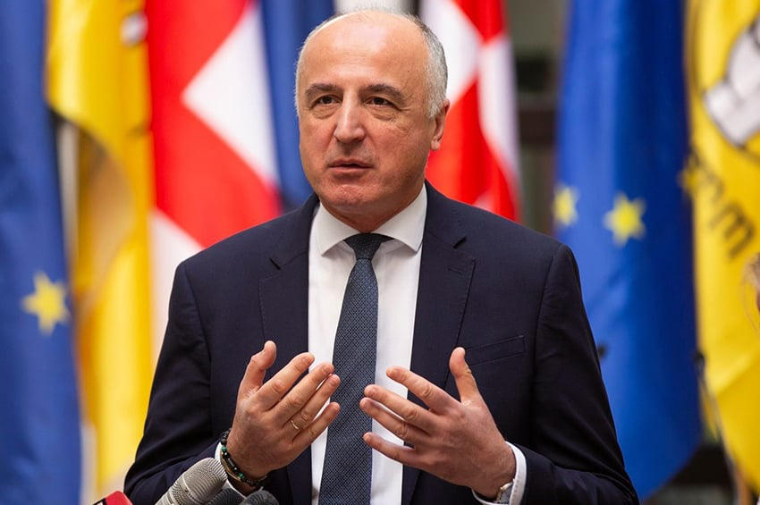 ბადრი ჯაფარიძე - საზოგადოებამ არ უნდა მისცეს ხელისუფლებას საშუალება, დაასამაროს წინაპრების ოცნება, რომ ქვეყანამ ევროპულ ოჯახში უსაფრთხო ადგილი მოიპოვოს - ხალხმა უნდა გამოუტანოს განაჩენი „ოცნებას“ და არჩევნების გზით გაისტუმროს