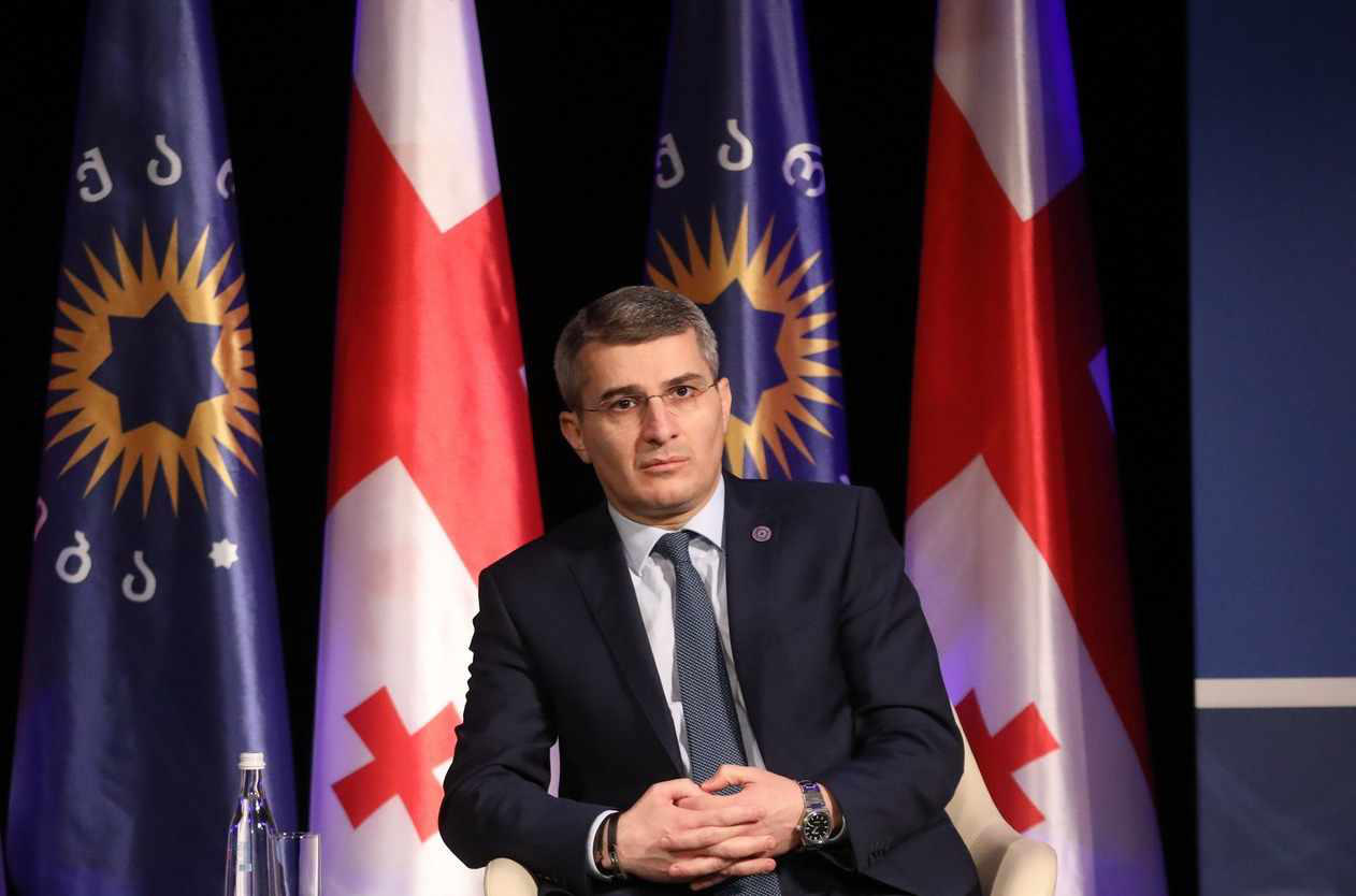 მამუკა მდინარაძე - თუკი ვინმე იტყვის: „მე ძალით წამომიყვანეს“, წინასწარ გეუბნებით, ეს იქნება დადგმული პროვოკაცია „ნაცმოძრაობის“, მათი ტელევიზიების და მდიდარი „ენჯეოების“, რომლებიც ამაში შეიძლება ფულსაც იხდიან