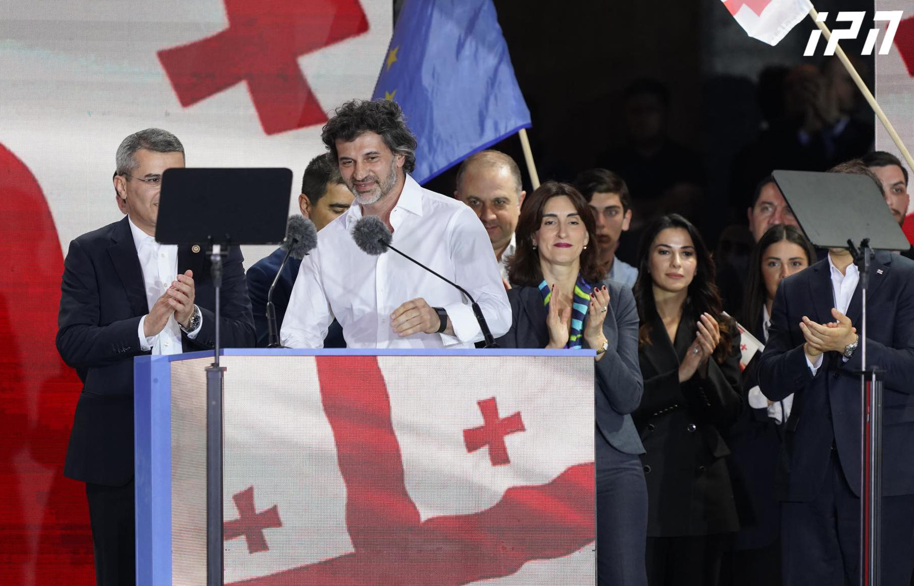 კახა კალაძე ბიძინა ივანიშვილზე - დღეს, უსამშობლო რადიკალებს ბიძინა ივანიშვილზე თავდასხმა თავიანთ უმთავრეს ამოცანად აქვთ ქცეული, რადგან საქართველოს არ ჰყავს ქვეყნის ეროვნული ინტერესების მასზე დიდი დამცველი