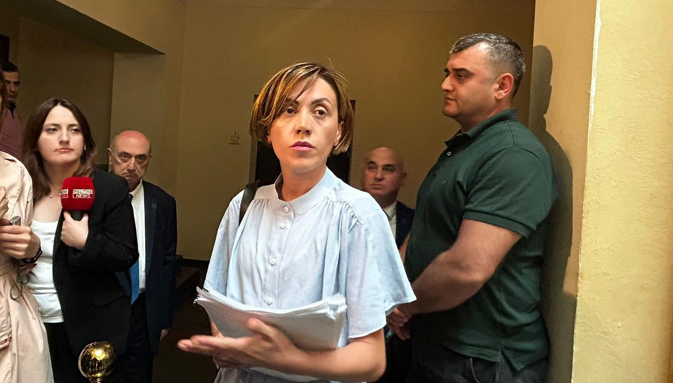 ანა წითლიძე მამუკა მდინარაძეს - მშიშარა ხარ, ჩამოდი და კითხვებზე მიპასუხე - მაშინ ხართ მაგრები, კომიტეტიდან თუ გამოგვაძევეთ და კითხვებზე არ გვიპასუხეთ