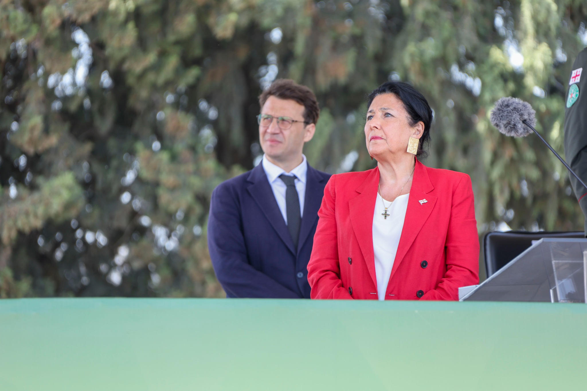 პრეზიდენტი - დღეს ვიღაცებს სურთ, ჩვენი 30-წლიანი მოკავშირეები და პარტნიორები წარმოაჩინონ, როგორც რაღაც უცნობ და უსახო „ომის პარტიად“, რომელიც საქართველოს ავანტიურასა თუ კონფრონტაციაში იწვევს, ეს არის დიდი ტყუილი და მავნებლობა