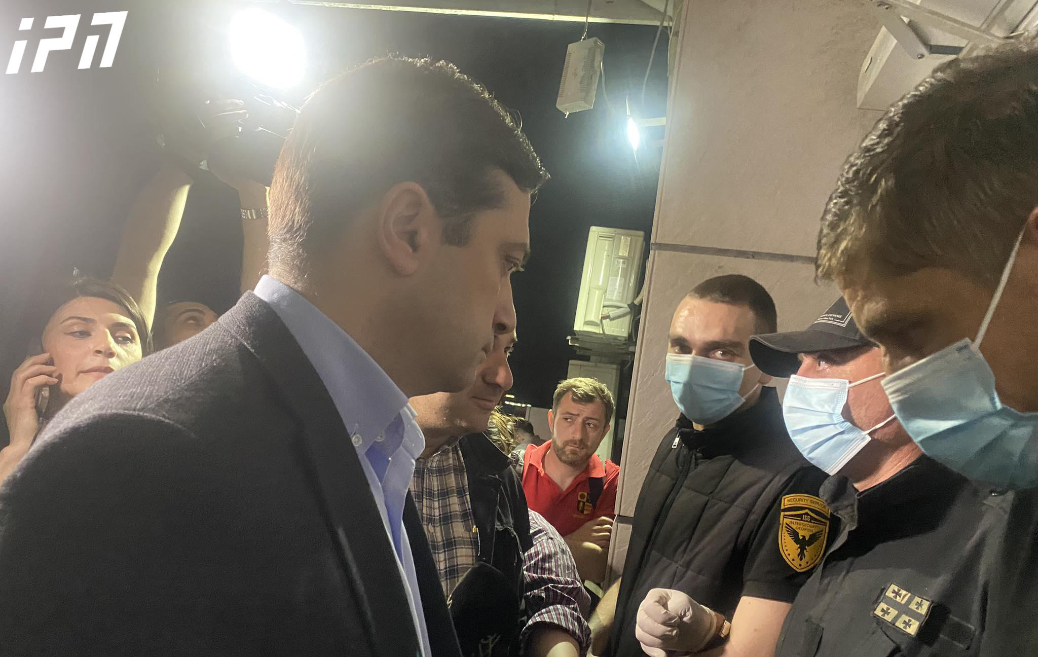 ლევან ხაბეიშვილის მოსანახულებლად ინგოროყვას კლინიკაში სახალხო დამცველი მივიდა