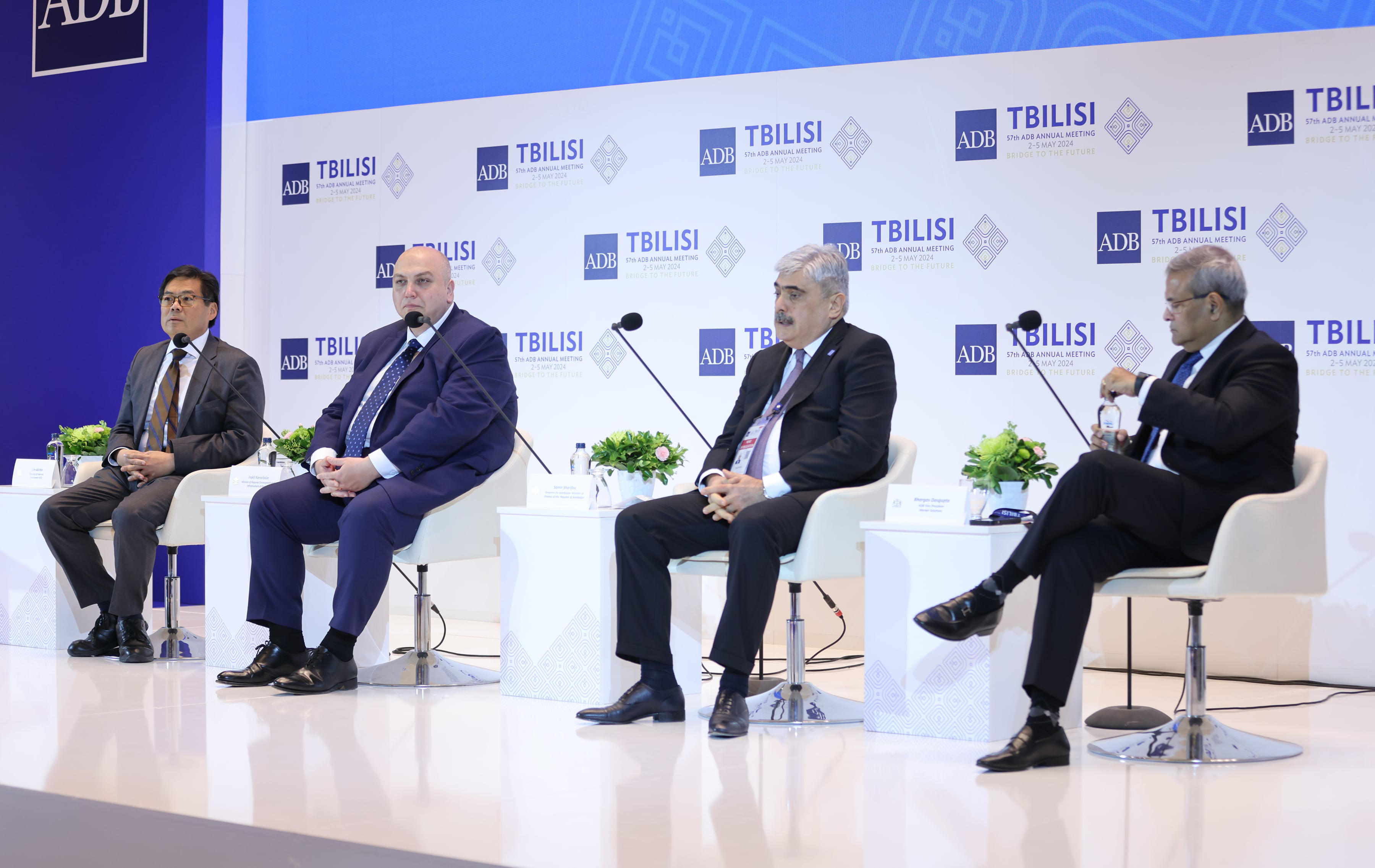ირაკლი ქარსელაძე აზიის განვითარების ბანკის წლიური შეხვედრის ფარგლებში პანელურ დისკუსიაში მონაწილეობდა