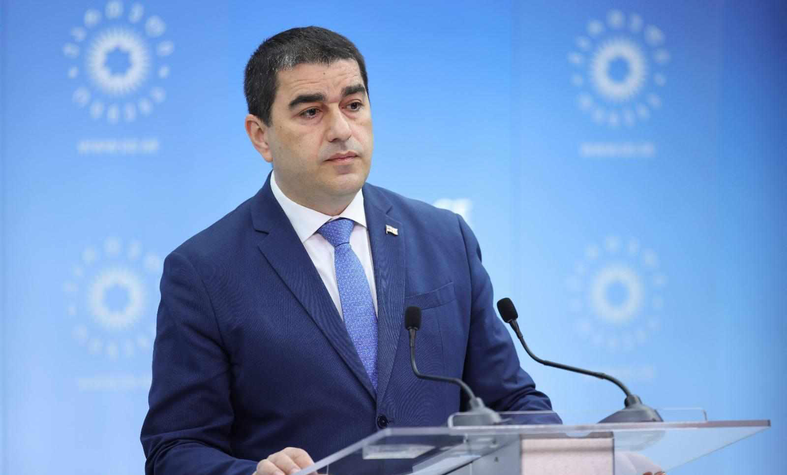 შალვა პაპუაშვილის განცხადებით, ახალგაზრდებისადმი ირაკლი კობახიძის დღევანდელი წერილის მიზანია მათ მიმართ მოწოდება, რომ „საკითხებს მხოლოდ ემოციებით არ შეხედონ და რომ შინაარსია მნიშვნელოვანი“