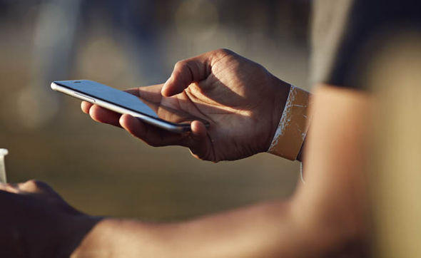 საია - ზარები, სიხშირის, სისტემურობის, დავიწროებული, კონკრეტული ნიშნით გამოყოფილ ადრესატთა წრის გათვალისწინებით, აჩენს დასაბუთებულ ვარაუდს, რომ შესაძლოა მონაცემთა დამუშავება კანონის დარღვევით, უწყებების ბაზების გამოყენებით ხდება