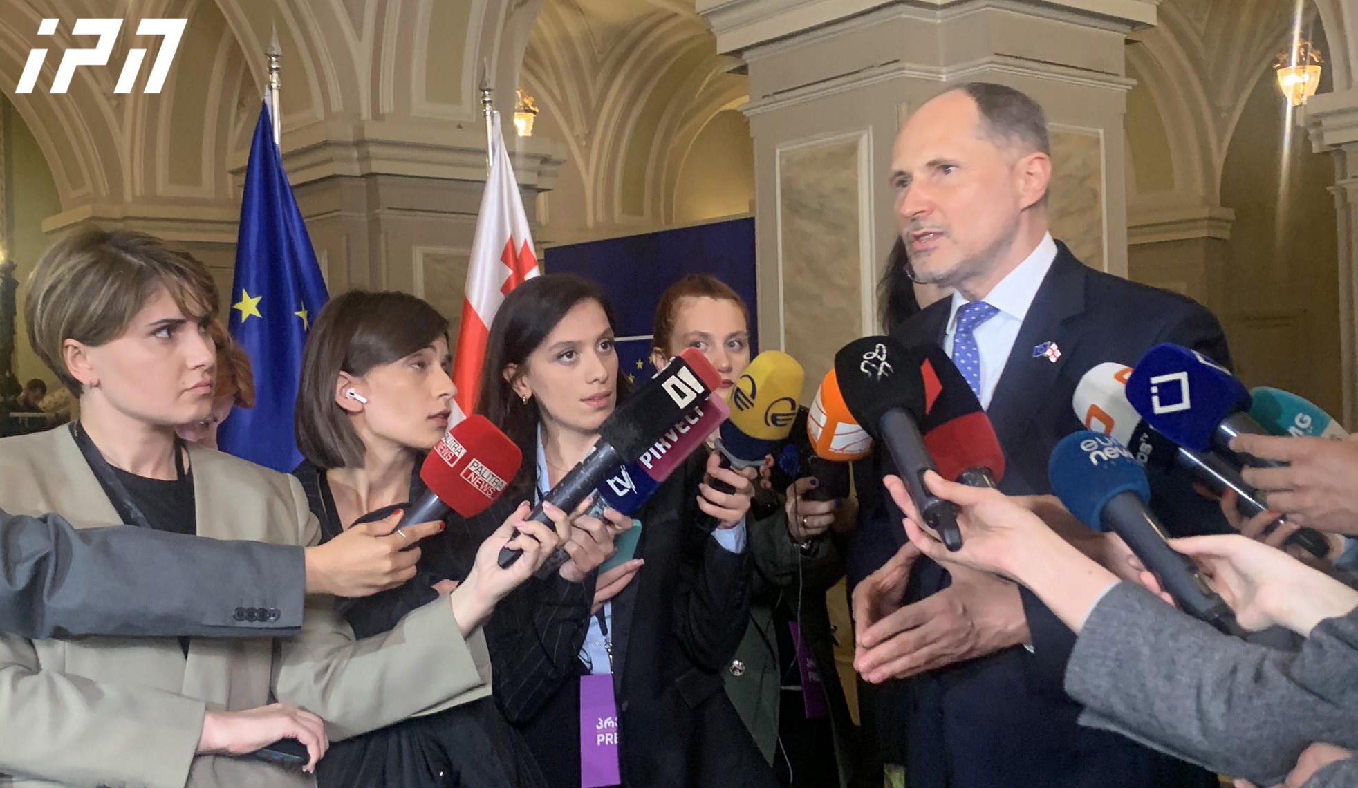 პაველ ჰერჩინსკი - ვხედავთ ძალადობას, ცემას, ეს უნდა შეწყდეს - ასეთი ქმედებების ადგილი არცერთ დემოკრატიულ ქვეყანაში არაა, განსაკუთრებით ისეთში, რომელსაც ევროკავშირში გაწევრიანება სურს