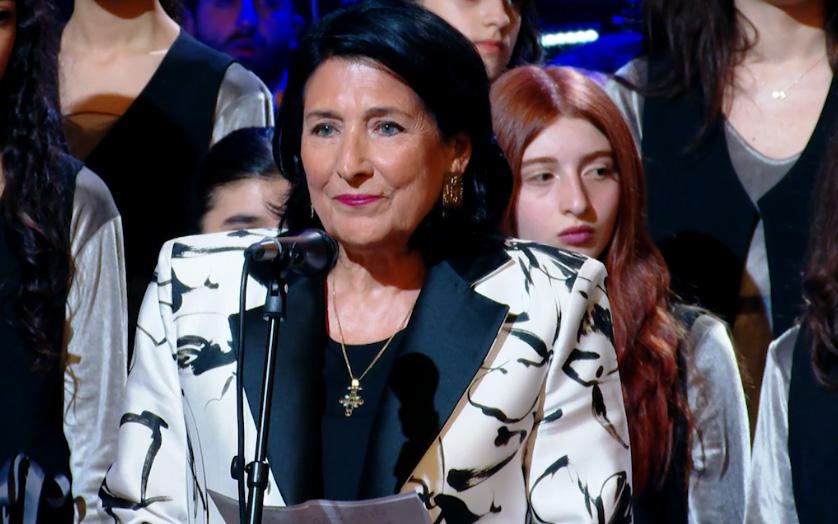 პრეზიდენტი - ევროპის დღე განასახიერებს თავისუფლების გამარჯვებას ტირანიაზე, სიკეთის გამარჯვებას ბოროტებაზე, დამოუკიდებლობის გამარჯვებას იმპერიალიზმზე, ინდივიდუალური თავისუფლების გამარჯვებას სისტემაზე