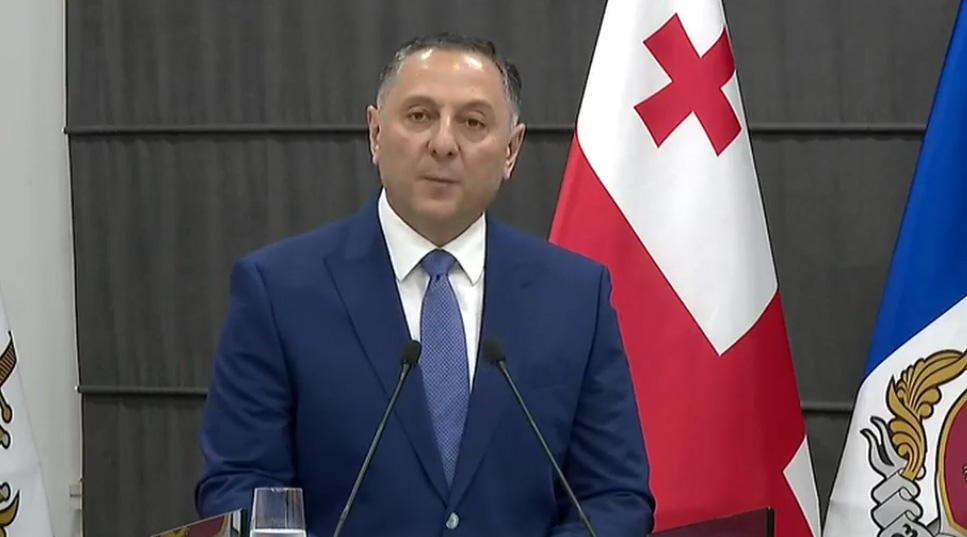 შს მინისტრი - განსაკუთრებული მნიშვნელობის ობიექტის ჯგუფურად ბლოკირება, რამაც შეაფერხა ან შეეძლო შეეფერხებინა მისი მუშაობა, ისჯება პატიმრობით 4 წლამდე - თავს ვალდებულად მივიჩნევთ, მუხლი დამრღვევების მიმართ ავამოქმედოთ