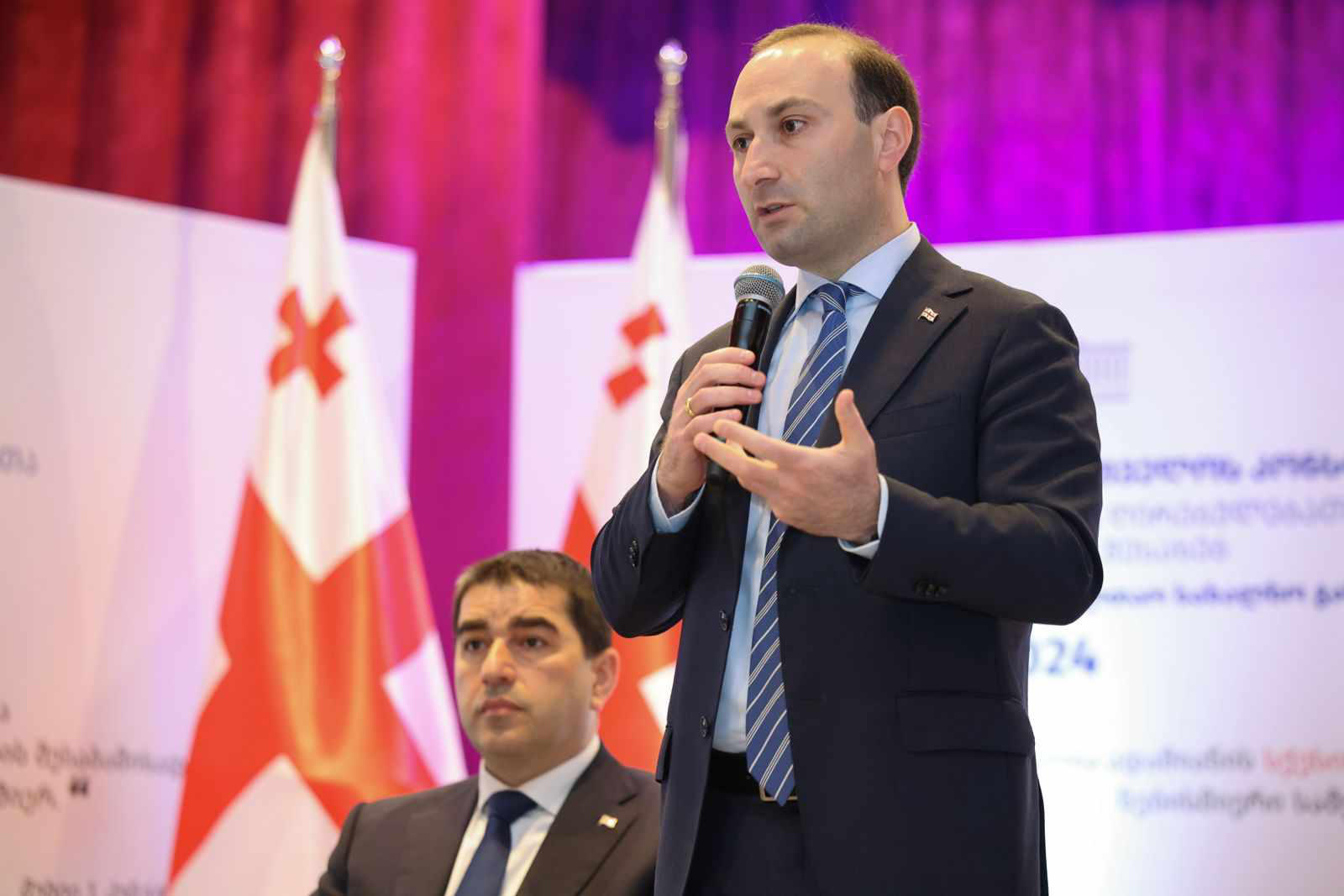 ანრი ოხანაშვილი - იყო მოწოდება საკანონმდებლო დონეზე რეგულაციები შეგვეტანა, რომელიც ორგანიზაციებს თუ მათთან აფილირებულ პირებს მისცემდა შესაძლებლობას ბაღებსა და სკოლებში ბავშვებისთვის ესწავლებინათ, რას ნიშნავს ერთნაირსქესიანთა ცხოვრება, მათ მიერ შვილად აყვანა