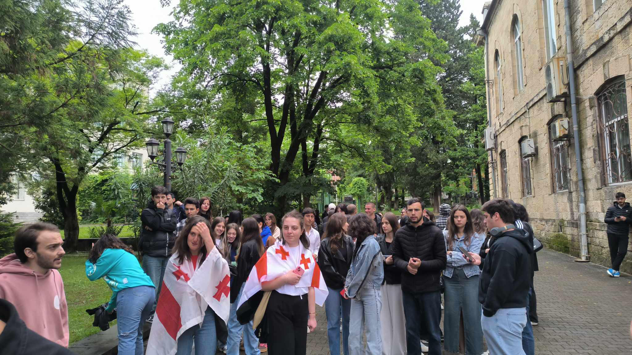 ქუთაისის აკაკი წერეთლის სახელმწიფო უნივერსიტეტის სტუდენტების ნაწილი გაიფიცა