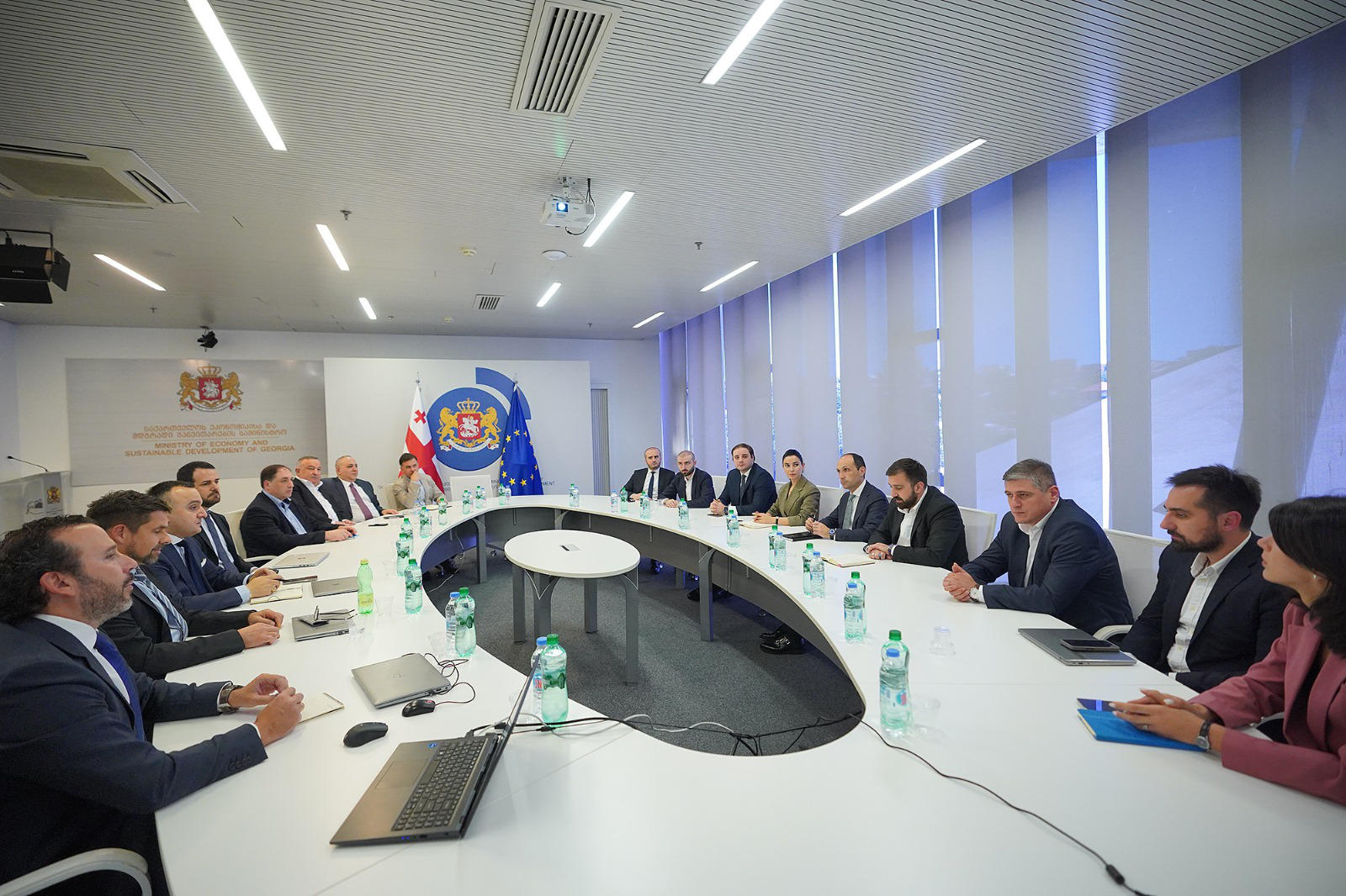 ეკონომიკის სამინისტროში ქუთაისის საერთაშორისო აეროპორტის განვითარების გენერალური გეგმა განიხილეს