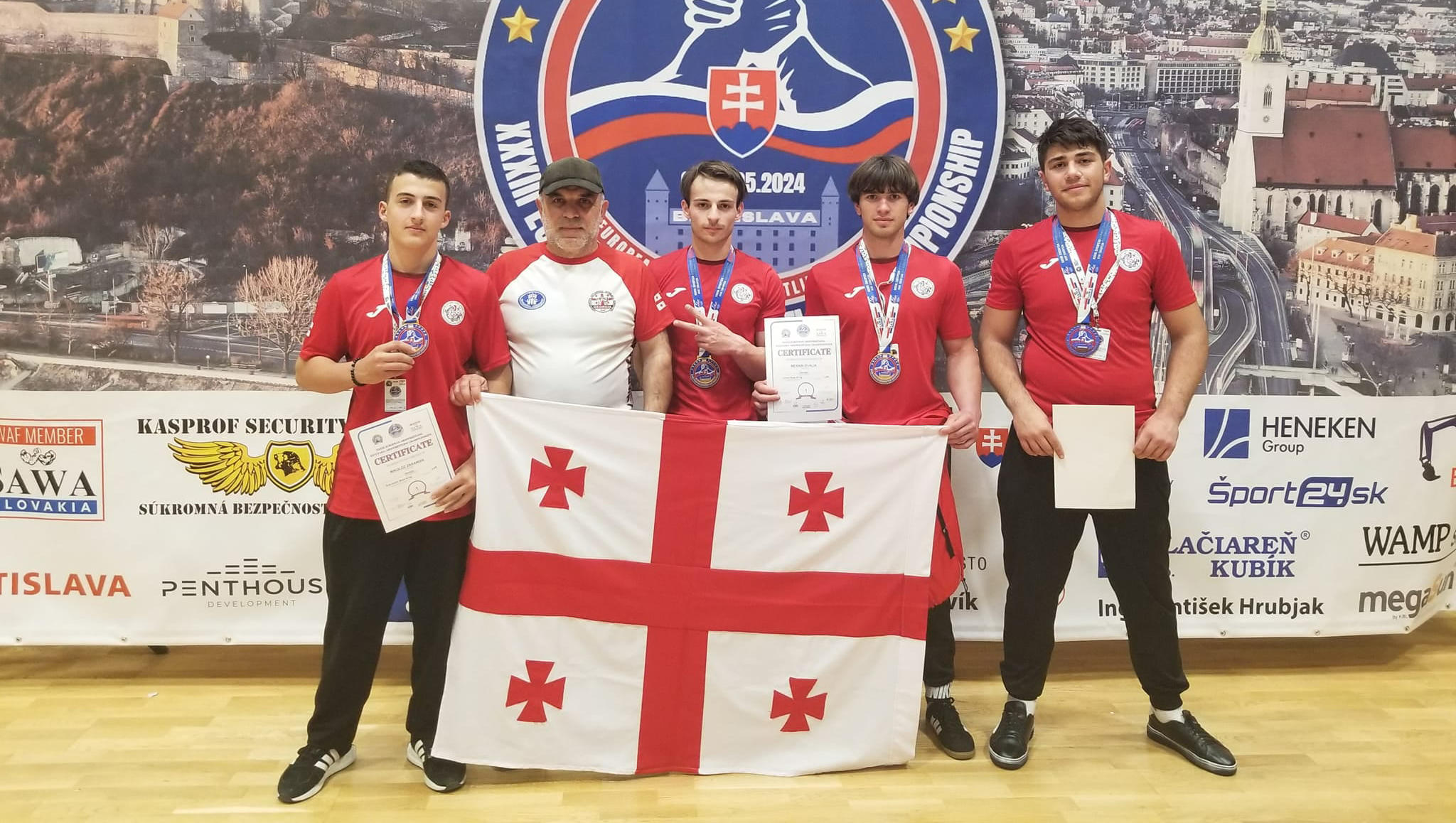 ევროპის ჩემპიონატზე „ხობის მუნიციპალიტეტის სპორტის ცენტრის“ მკლავჭიდელმა ექვსი ოქროს, ორი ვერცხლის და ერთი ბრინჯაოს მედალი მოიპოვეს