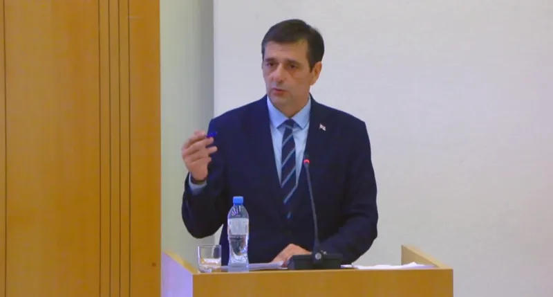 პრეზიდენტის საპარლამენტო მდივანი „ოცნებას“ - ხვალ თქვენს შვილებს უნდა გასცეთ პასუხი კითხვაზე, რატომ მოექეცით ქვეყანას ასე, რატომ მოექეცით მათ მომავალს ასე!