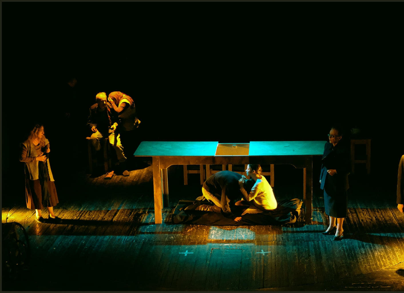 თბილისის სანდრო ახმეტელის დრამატული თეატრი საერთაშორისო თეატრალურ ფესტივალზე სპექტაკლ „ზვავით“ წარსდგა