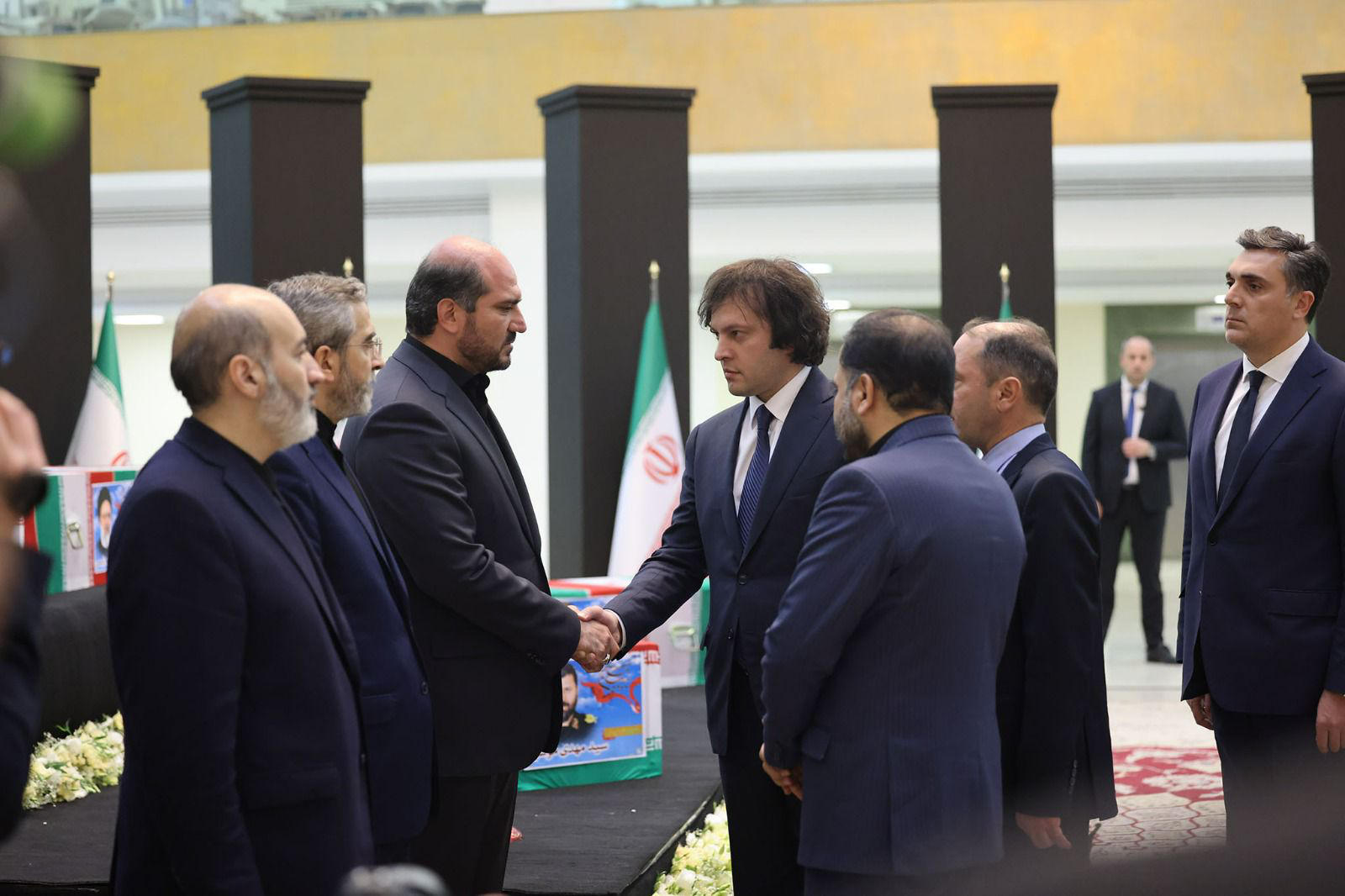 ირაკლი კობახიძე და ილია დარჩიაშვილი ირანის პრეზიდენტისა და საგარეო საქმეთა მინისტრის დაკრძალვის ცერემონიას დაესწრნენ