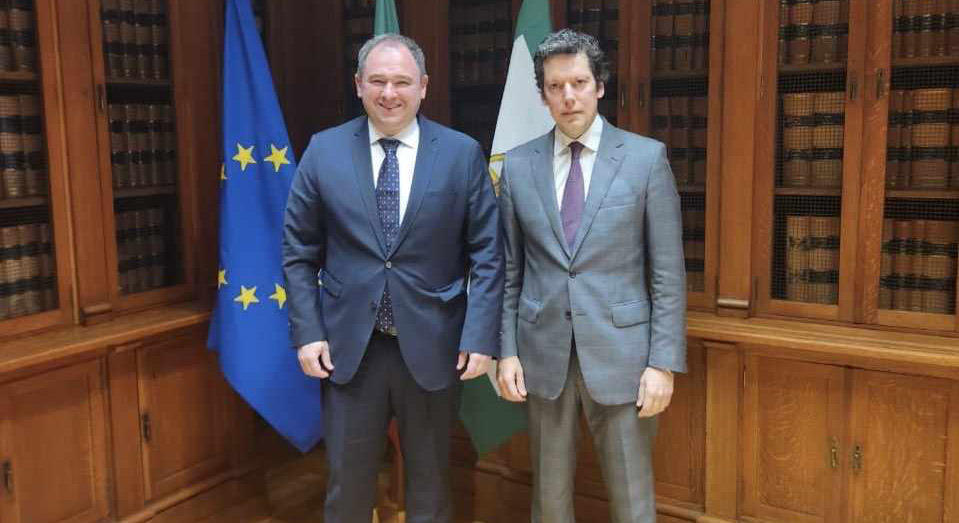 ნიკოლოზ სამხარაძე პორტუგალიის პარლამენტის საგარეო ურთიერთობათა კომიტეტის ვიცე-პრეზიდენტს შეხვდა