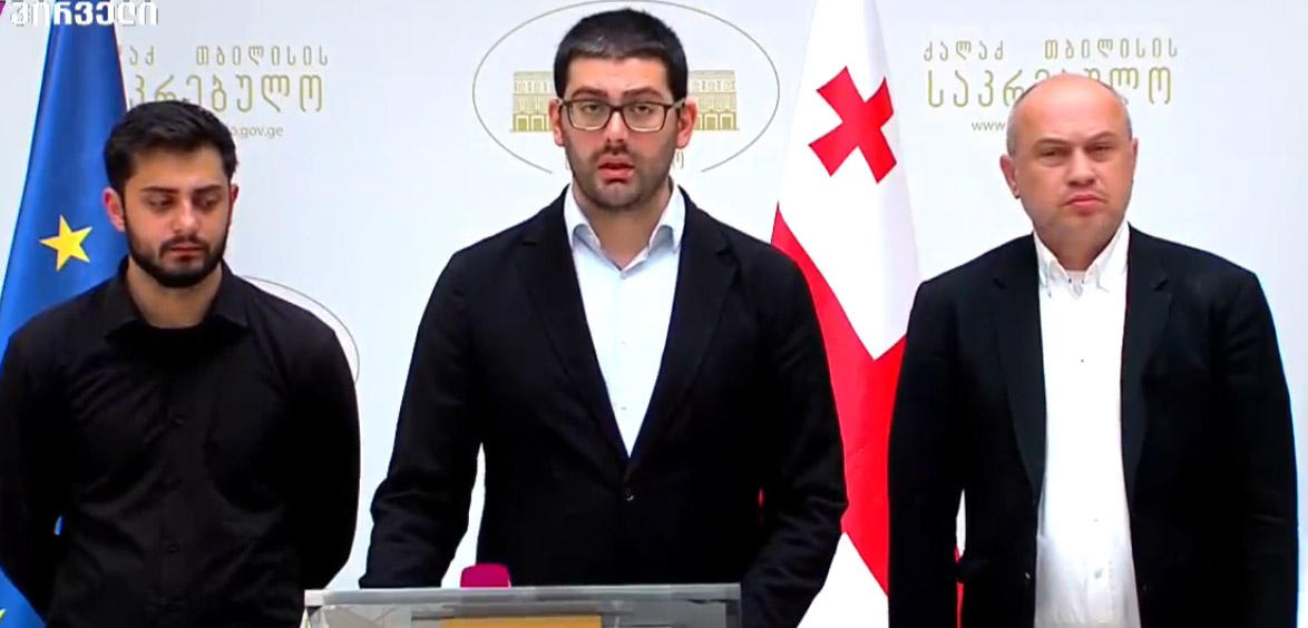 "ლელო" თბილისის საკრებულოშიც ბოიკოტის რეჟიმზე გადადის - საკრებულოს მუშაობას ბოიკოტს უცხადებს "გირჩი-მეტი თავისუფლებაც"