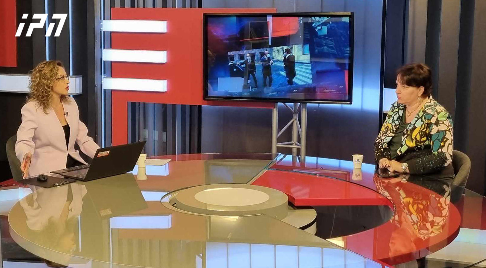 თინა ხიდაშელი - მთელი ტრაგიზმი ამ ისტორიის ის არის, რომ პარლამენტში არიან ადამიანები, რომლებსაც ჰგონიათ, რაც საქართველოს თავზე ტრიალებს, მათ ვიზებსა და ბილეთებზე გადის - ვის რაში აინტერესებს სად იმოგზაურებენ?