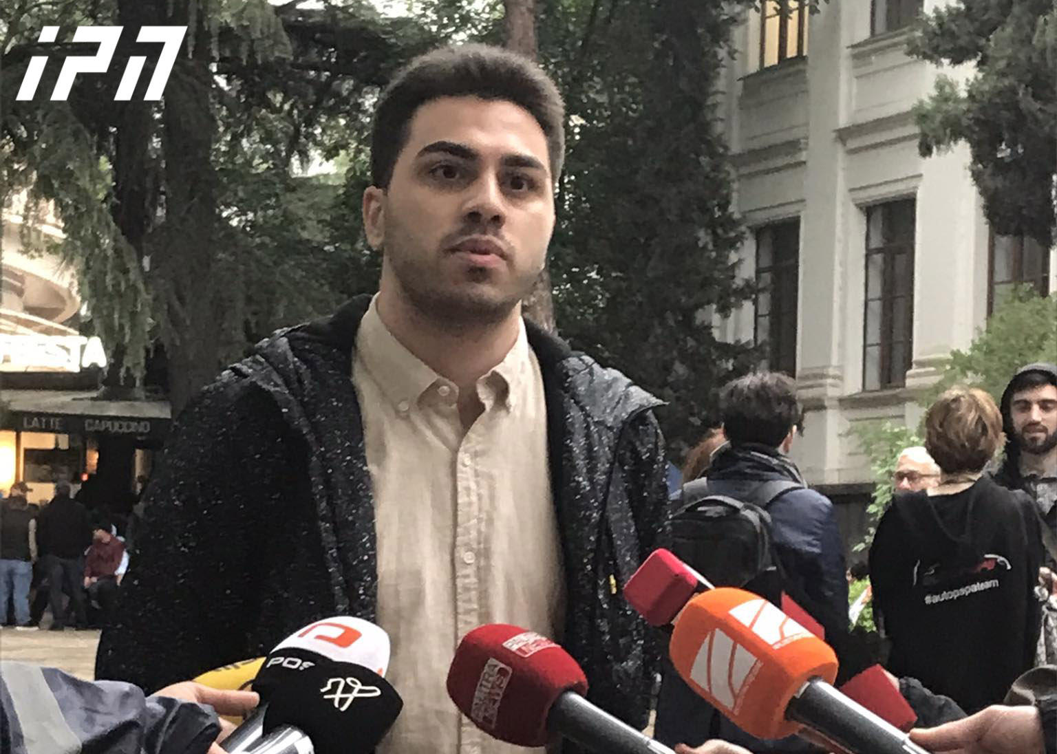 სტუდენტების ინფორმაციით, პრემიერ-მინისტრი თსუ -ში ლექციის ჩასატარებლად ჩუმად შეაპარეს