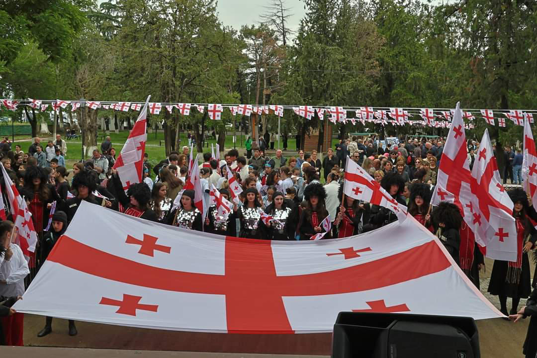 გარდაბნის ცენტრალურ პარკში, საქართველოს დამოუკიდებლობის დღისადმი მიძღვნილი ღონისძიება ჩატარდა