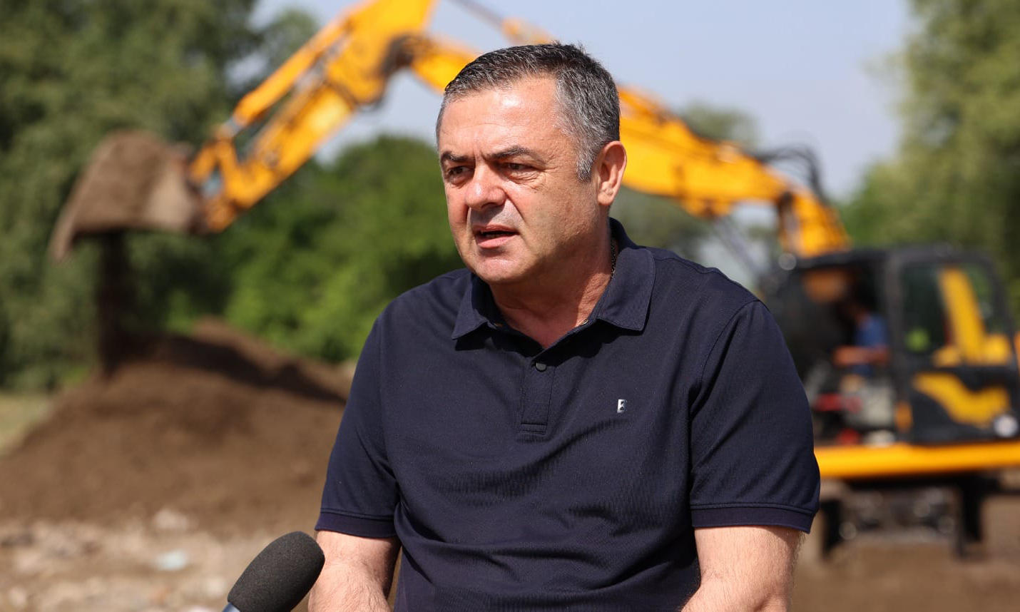 დავით შერაზადიშვილი ქალაქ ბოლნისში, სტიქიის ზონაში, სალიკვიდაციო სამუშაოებს გაეცნო
