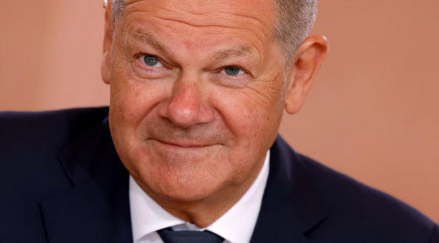 Politico - ოლაფ შოლცი უკრაინის მიერ რუსეთის ტერიტორიაზე დასავლური იარაღის გამოყენებას მხარს უჭერს