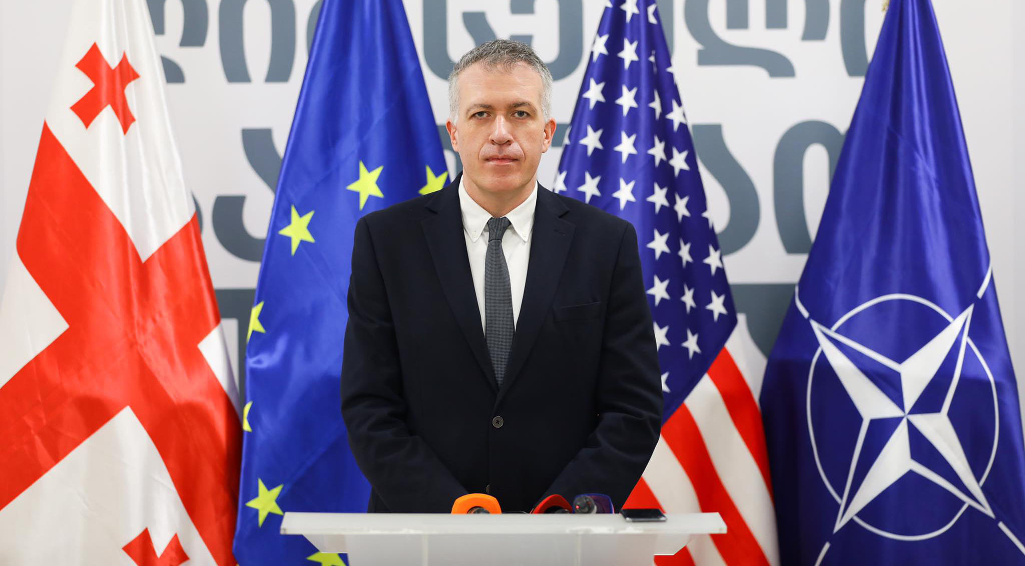 სერგო ჩიხლაძე - კონგრესში ორპარტიული გზავნილები იყო, რომ ივანიშვილის ავტორიტარულ რეჟიმს და დიქტატურის დამყარებას საქართველოში არავინ შეეგუება