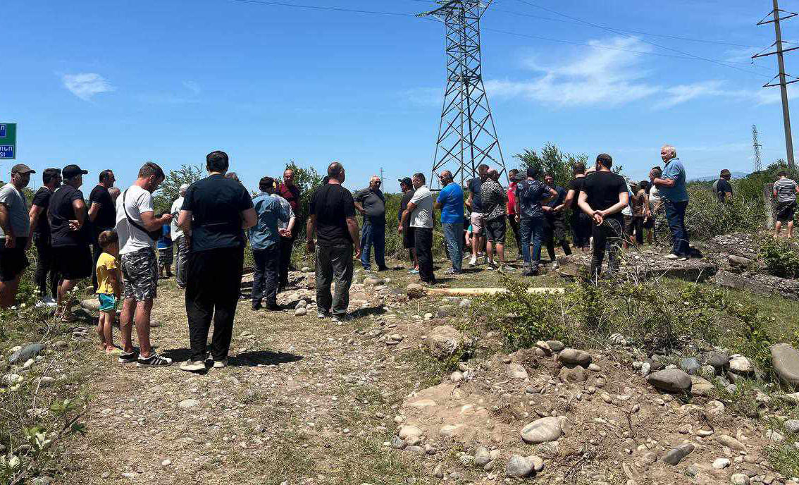 სოფელ გეგუთში მცხოვრებლები ნაგავსაყრელის მოწყობას აპროტესტებენ