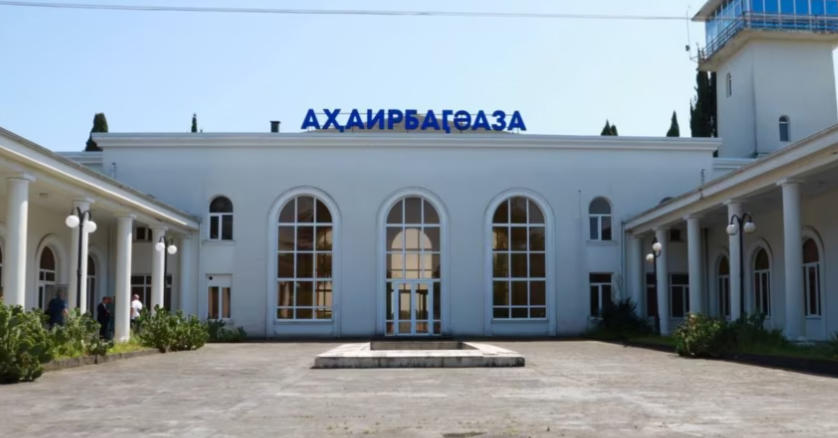 სოხუმის აეროპორტიდან რეისები რუსეთის 7 ქალაქში შესრულდება