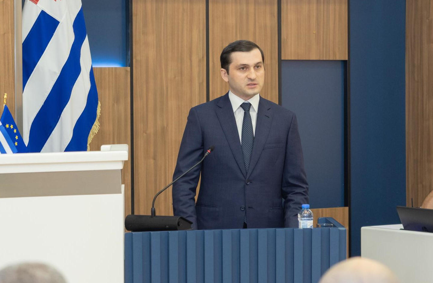 თორნიკე რიჟვაძე - ჩვენი მთავრობა პატივს სცემს და ყველაფერს აკეთებს, რომ ღირსებით, სუვერენიტეტით შევძლოთ საგარეო პრიორიტეტების მიღწევა და პარალელურად, ქვეყანაში შევინარჩუნოთ მშვიდობა და სტაბილურობა