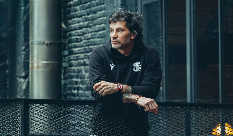 კახა კალაძე DiW-ის მიერ შექმნილ საათზე - მაშინაც კი, როდესაც კლუბ „მილანთან“ ერთად დიდ საფეხბურთო ისტორიას ვწერდი, არცერთი წუთით არ გამიწყვეტია კავშირი ჩემს ქვეყანასთან