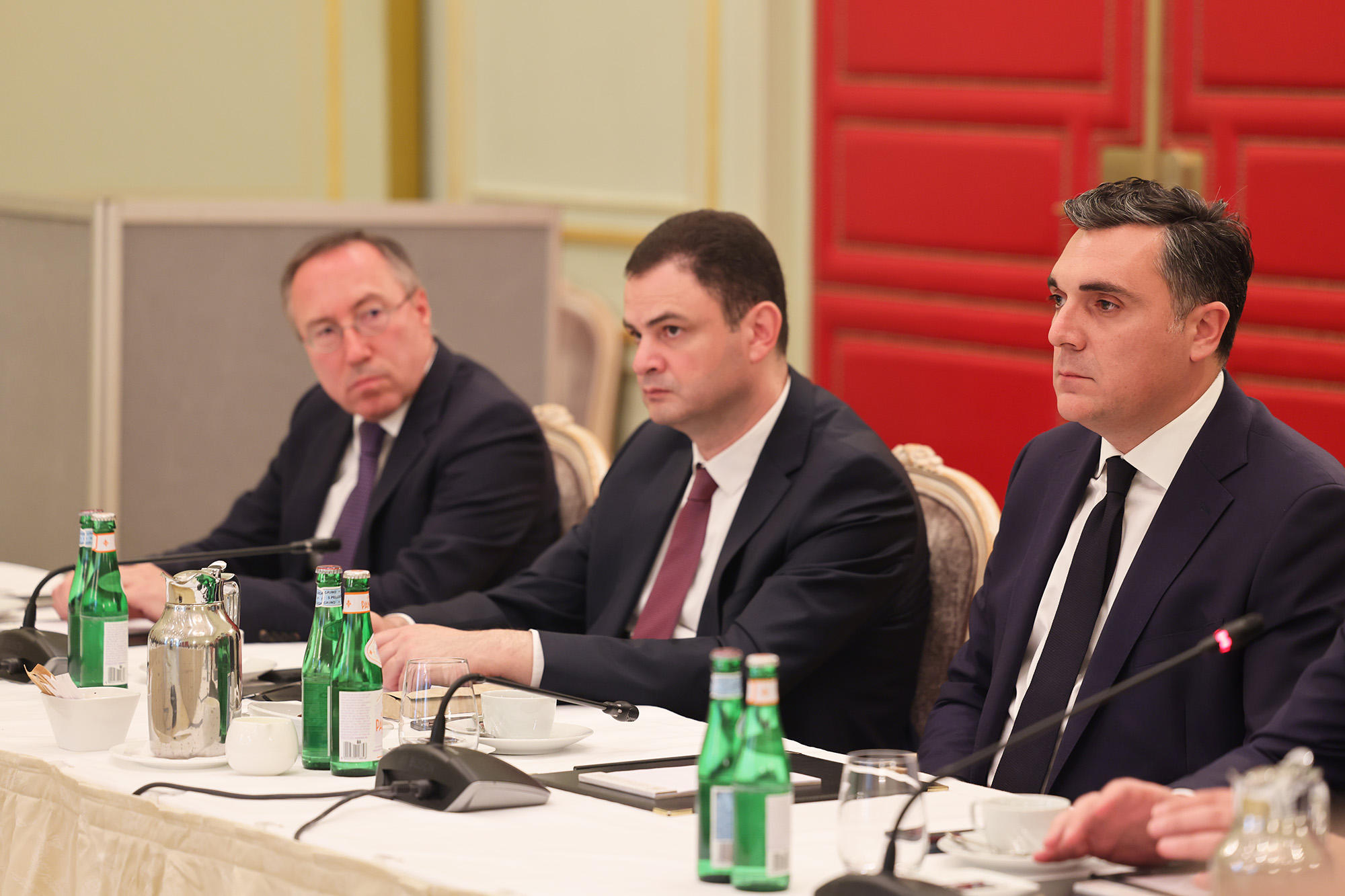 ილია დარჩიაშვილი - გვინდა, თითოეული ელჩი ინფორმირებული იყოს ქვეყნის წინაშე არსებულ საკითხებსა და გამოწვევებზე, რომ ვაქციოთ გამოწვევები შესაძლებლობებად და გავაგრძელოთ ევროპული ინტეგრაცია - ჩვენ ძალიან ოპტიმისტურად ვართ განწყობილი