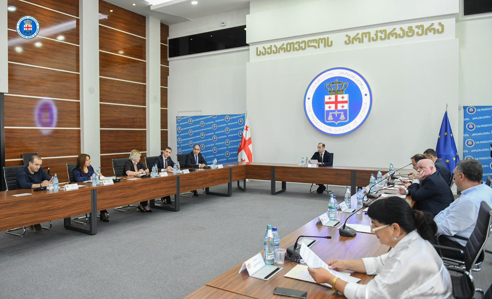 საპროკურორო საბჭოს საქართველოს გენერალური პროკურორის ვაკანტურ თანამდებობაზე კიდევ ორი კანდიდატი წარედგინა