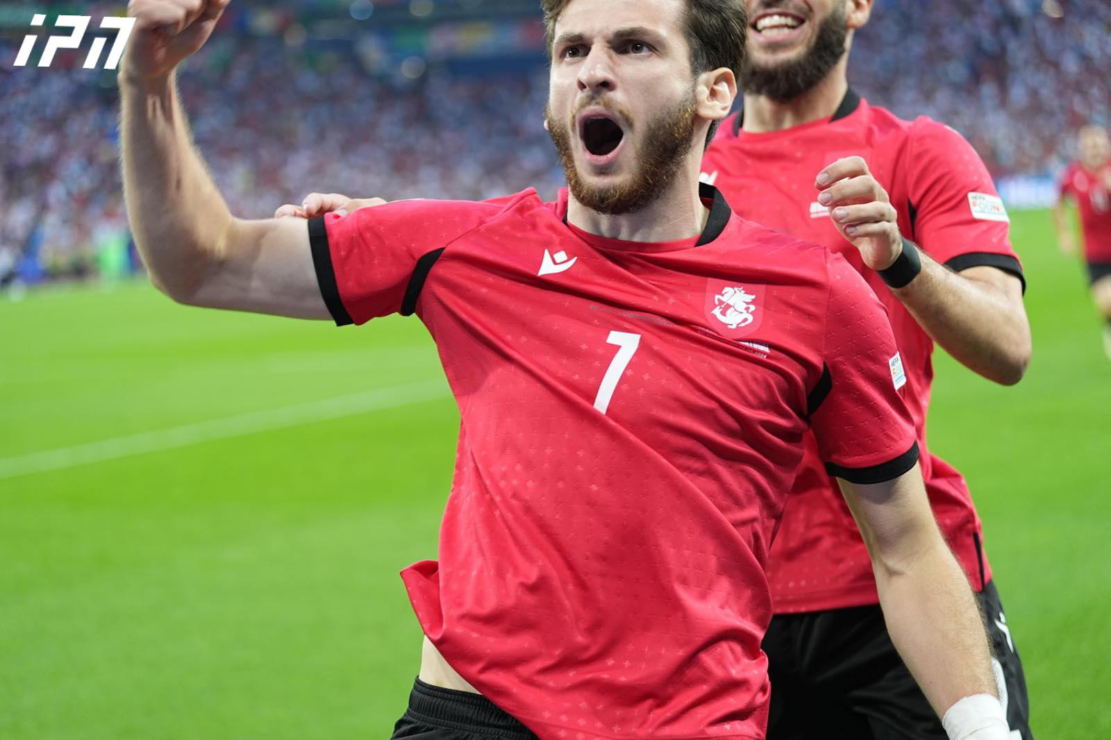 ხვიჩა კვარაცხელია - ბედნიერება ვაჩუქეთ ქართველ ხალხს და ჩვენც უბედნიერესები ვართ, გაჩერებას არ ვაპირებთ - უდიდეს მადლობას გადავუხდი გულშემატკივარს