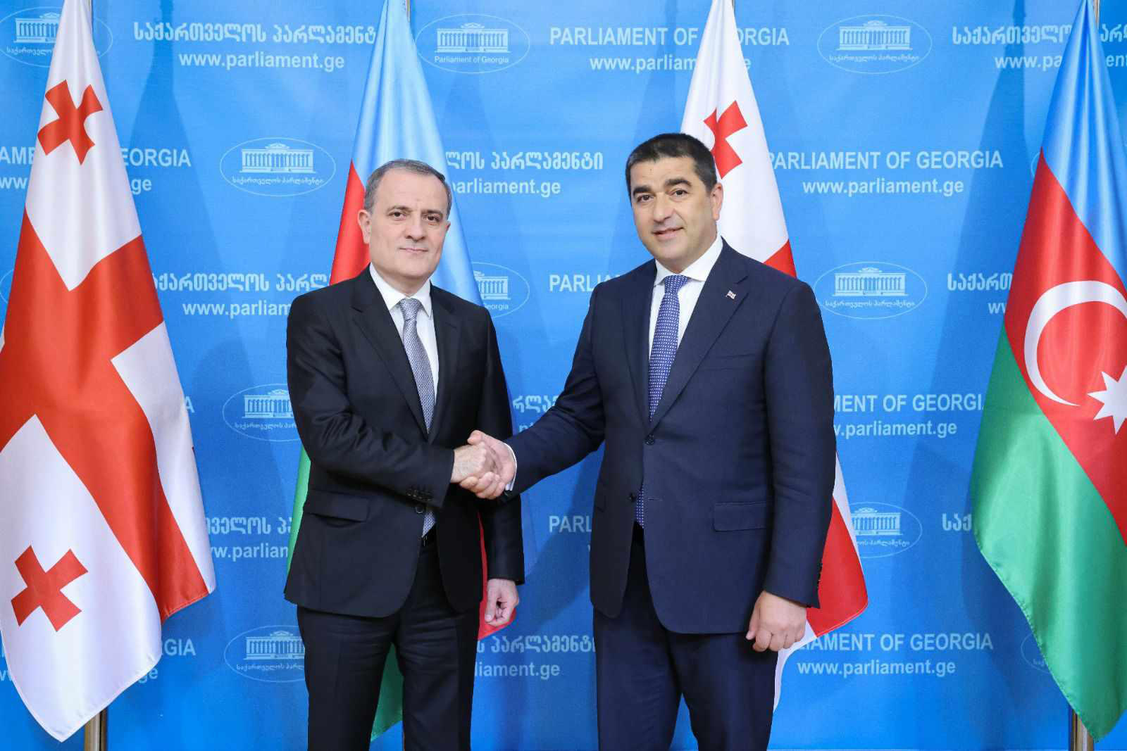 შალვა პაპუაშვილი აზერბაიჯანის რესპუბლიკის საგარეო საქმეთა მინისტრს შეხვდა