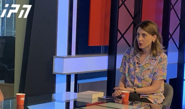 ხატია დეკანოიძე პრემიერის ანგარიშზე - ამ ადამიანის დღევანდელი გამოსვლა იყო მასკარადი: „გლობალური ომის პარტია“, „რადიკალები“, „ცალ ფეხზე დგომა“, „სუვერენიტეტი“ - ეს ყველაფერი ფარისევლობაა