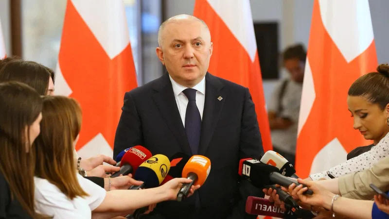 გრიგოლ ლილუაშვილი „კიბერ კმარას“ მიერ გავრცელებულ ჩანაწერზე - ათას სისულელეს შეთხზავენ, ველოდებით კიდევ სერიალებს - რა გამოძიება უნდა ჩავატაროთ? ეს ხომ სასაცილო თემებია