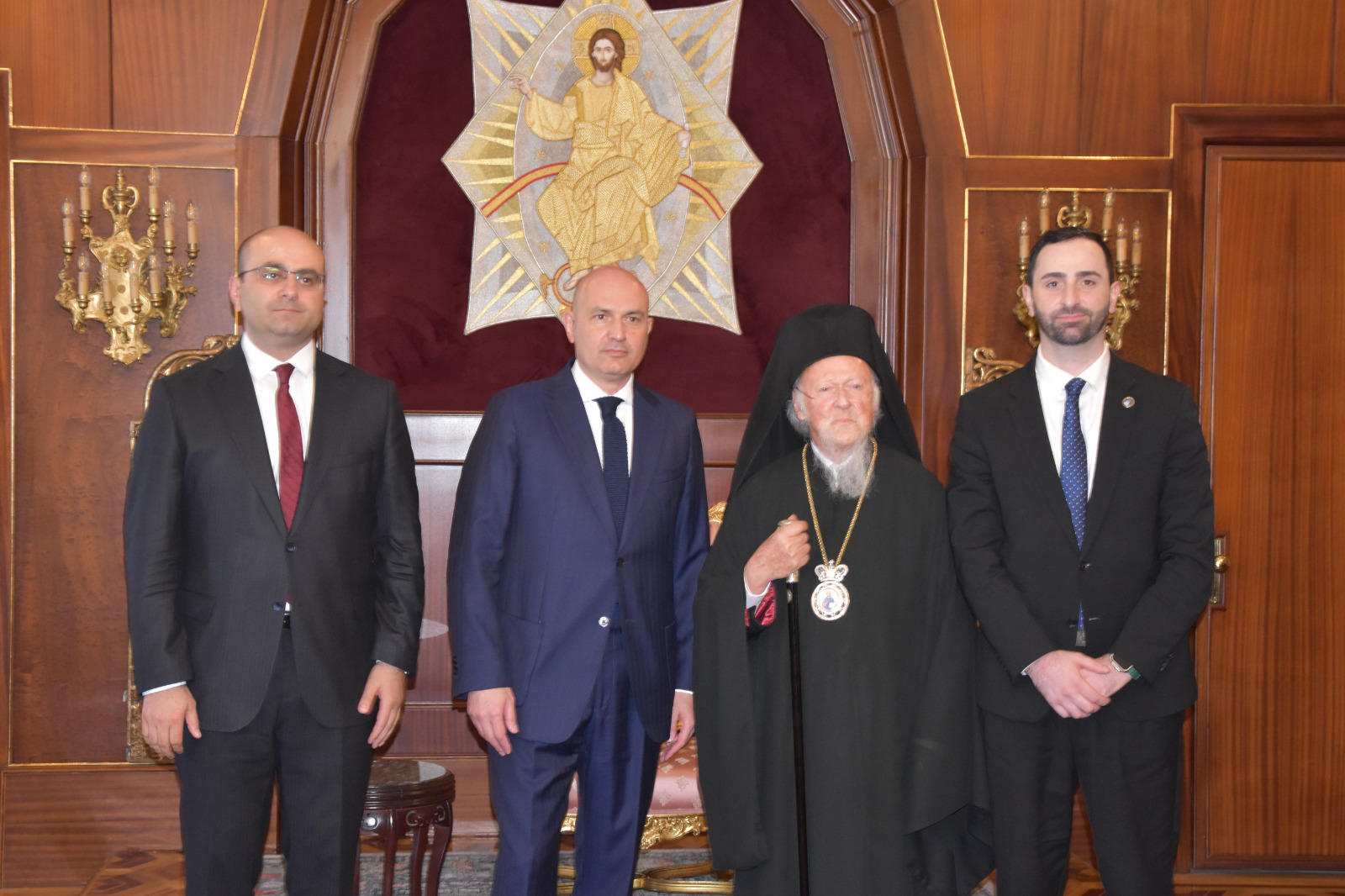 აფხაზეთის მთავრობის წარმომადგენლები მსოფლიო პატრიარქს შეხვდნენ