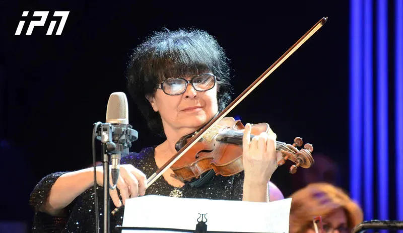 ლიანა ისაკაძე მახათას მთაზე, საზოგადო მოღვაწეთა პანთეონში დაკრძალეს